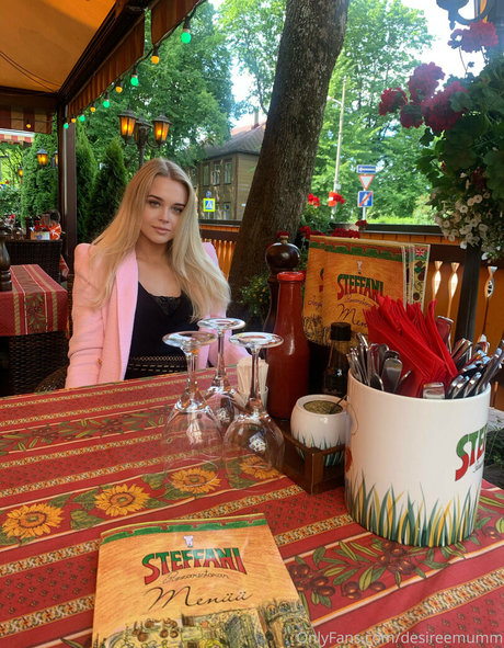 Desiree Mumm xxx actress images