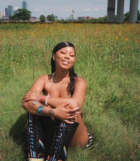 Sukibaby art pornstar archive