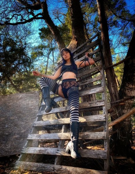 skullcandybri erotic star photo