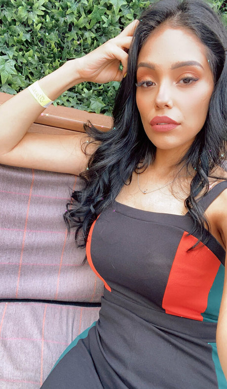 nina morelo nice actress photo