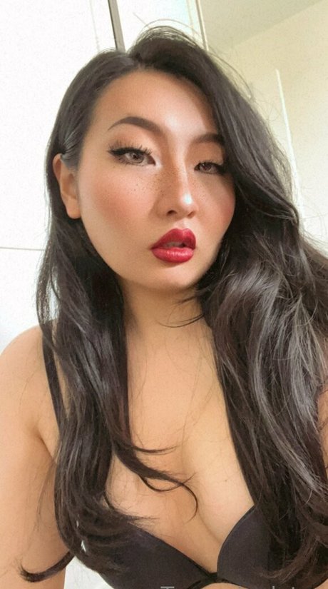 tomokorenfree pretty pornstar gallery