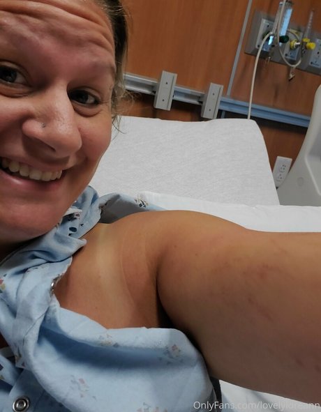 lovelyloreann pretty pornstar images