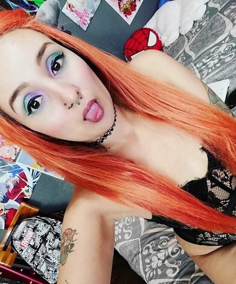 aprilswetdreams model picture