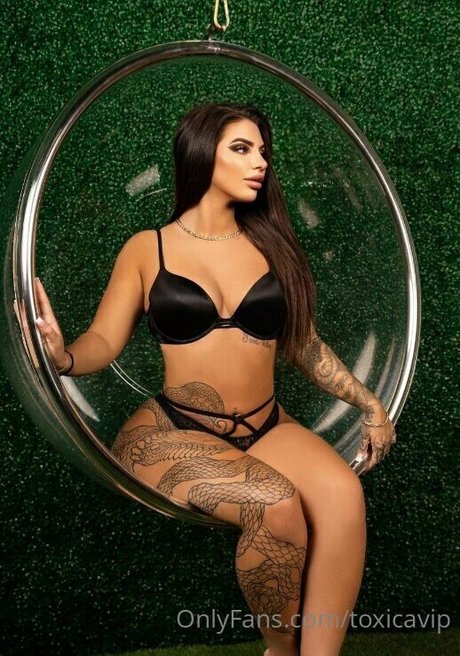 kitty milf onlyfans hot sexy picture