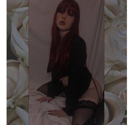 divinityvaeh perfect actress photos