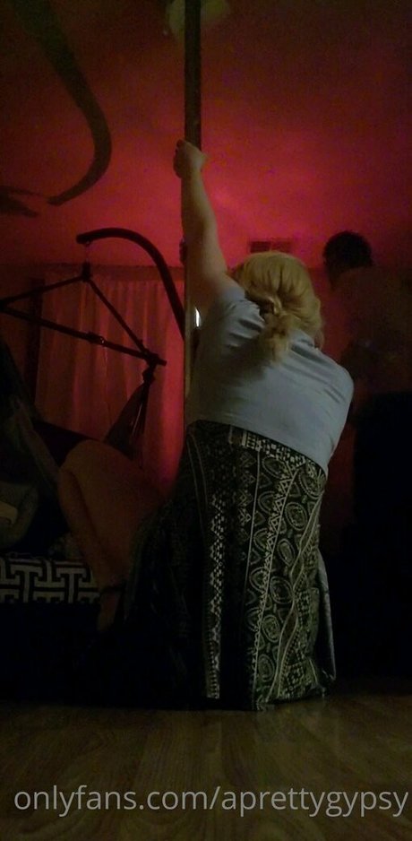 imamazingbitch star high quality picture