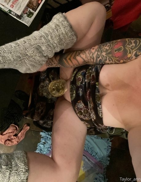 taylorann69 xxx star pics