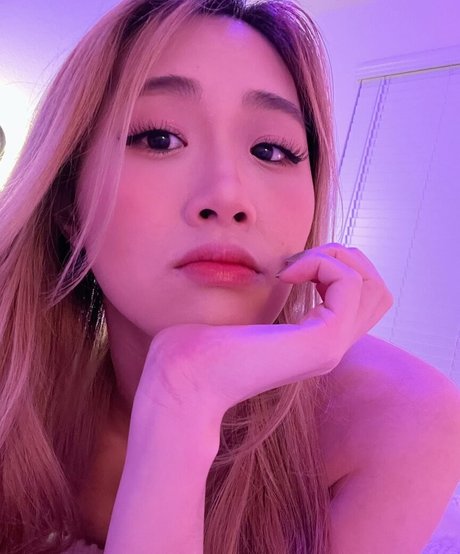 Yougelly top model gallery