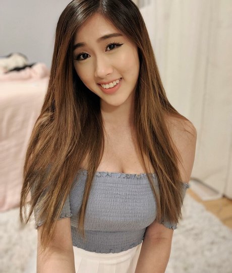 Yougelly model top img