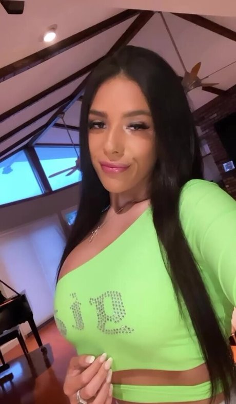 Samantha L art model archive