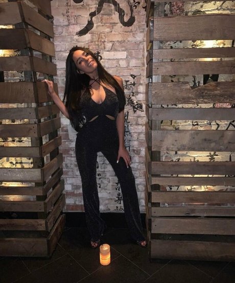 Samantha L perfect pornstar img