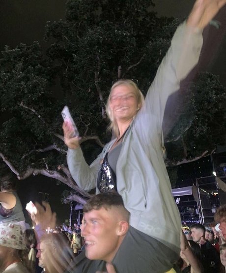 Laura Brophy beautiful pornstar img