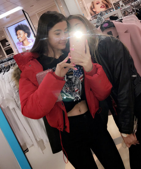 Laura Brophy model exclusive pic