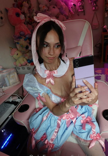 Krissi Pookie pornstar high quality image