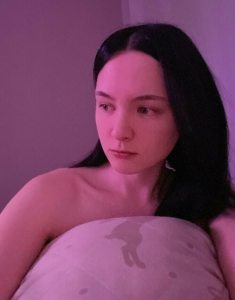 Jane Wild model nude img