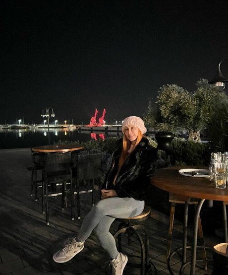 Alice Beaumont star hot img