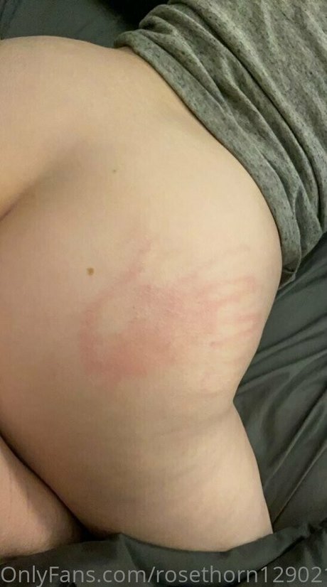 rosethorn129021 pornstar photo