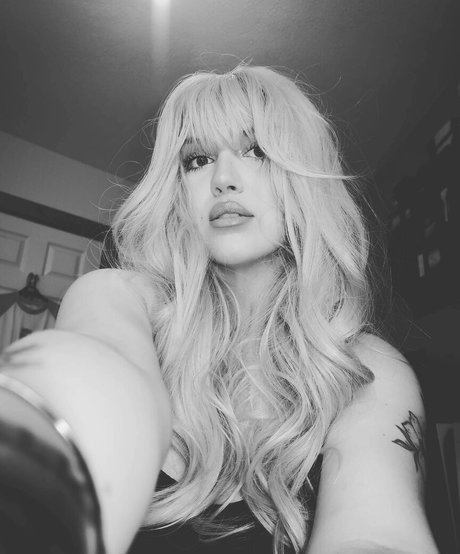 ASMR Cailin model images