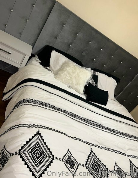 discontinued4now art pornstar photo