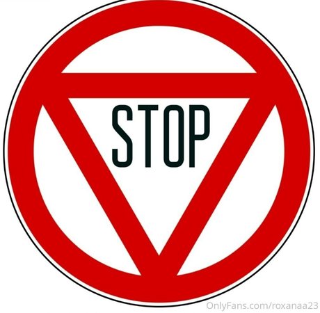 roxanaa23 sexy model gallery