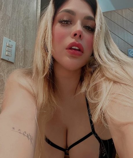 Fatima Segovia_ pornstar top photo