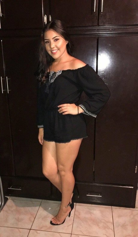 Fernanda Robles model pornographic pics