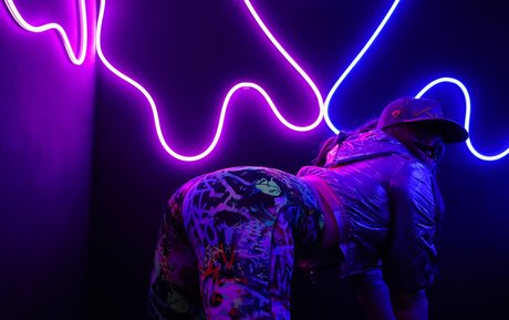 CloverCosplays beautiful actress image