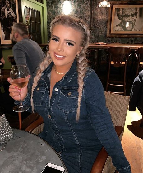 libbyrebecca star pics