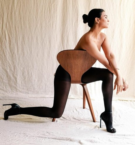 Kyra Santoro star sex photo