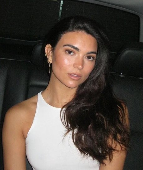 Kyra Santoro erotic actress picture