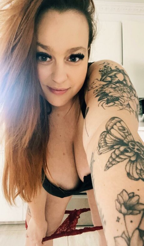 Darthchivette xxx actress galleries