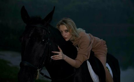 crystal vip perfect pornstar img