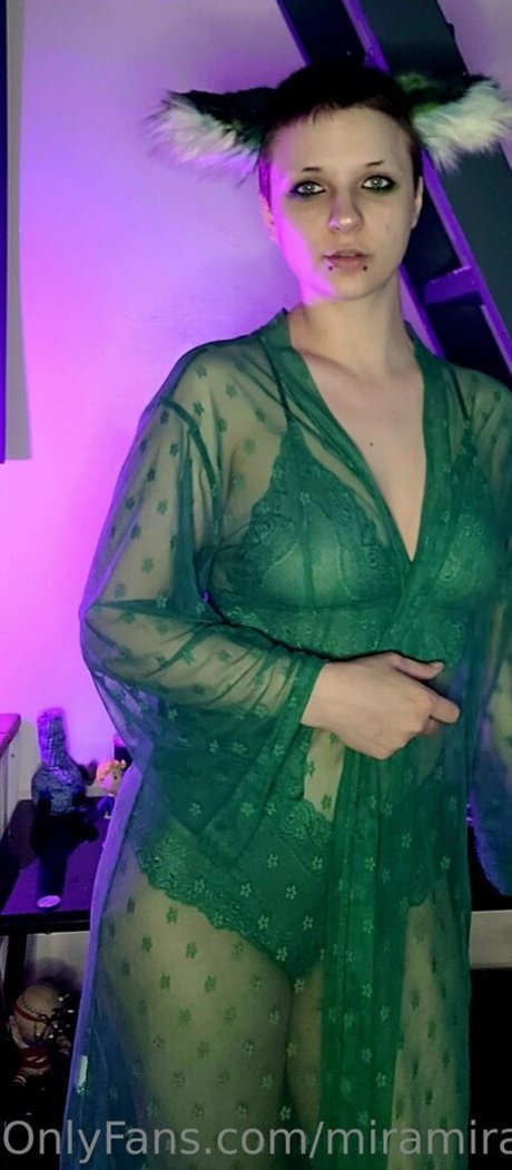 miramira420 model pretty galleries