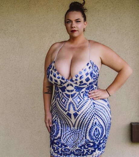 Ashleigh Dunn star photos