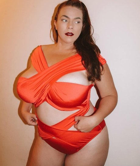 Ashleigh Dunn exclusive actress gallery