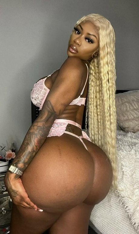 Prettii star hd pics