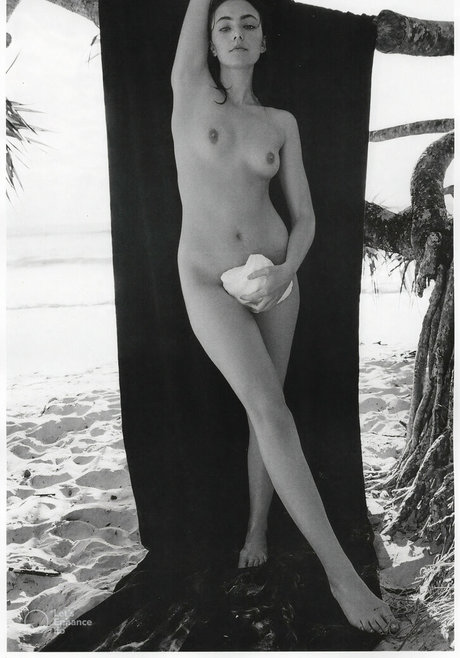 Amelia Zadro star perfect archive