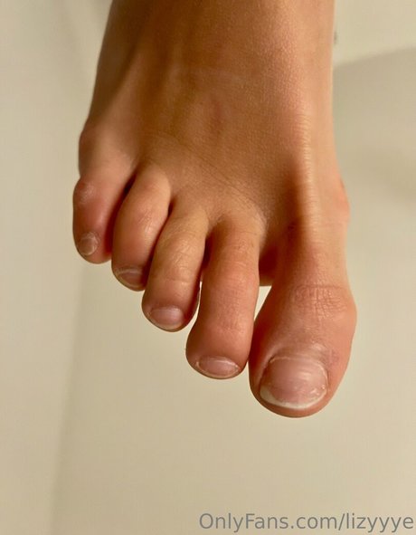 lizyyye star sexy pictures