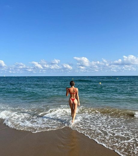 _annoushkadora pornstar nudes gallery