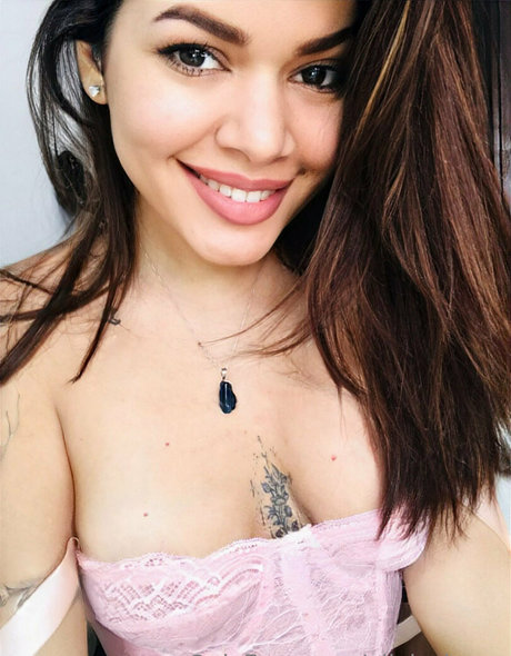 sofia jones2 model xxx pictures