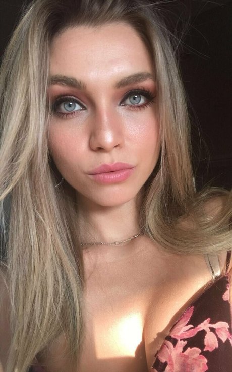 loveachloe pornstar hd pic