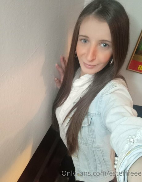 esterfreee sex model images