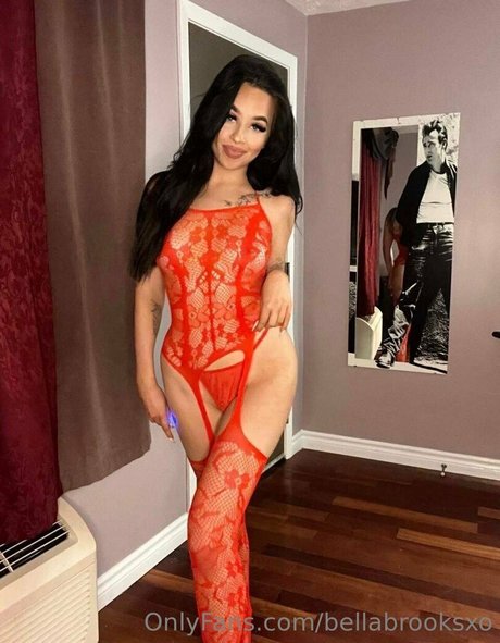 bellabrooksxo nudes star images