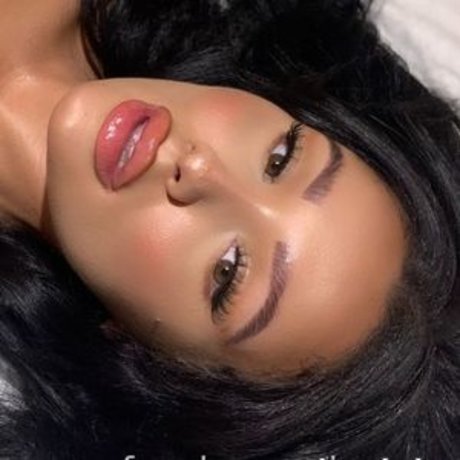 Jasuncensored nude model images