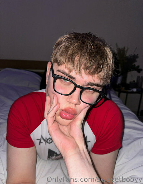 sweeetbooyy model pornographic images