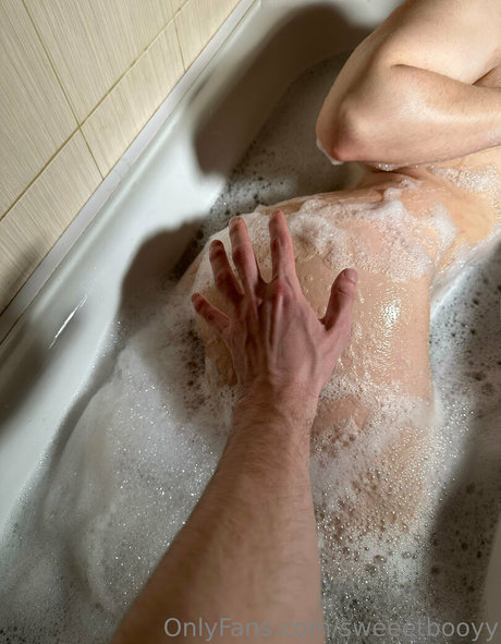 sweeetbooyy sex actress photos