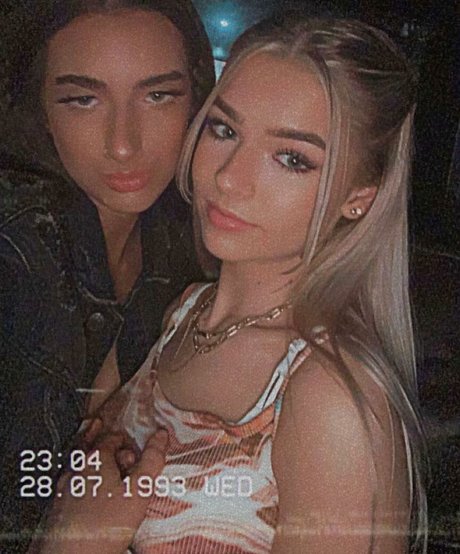 Heyitzrachael model xxx galleries