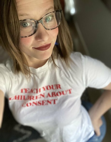 sexttherapy xxx model photo