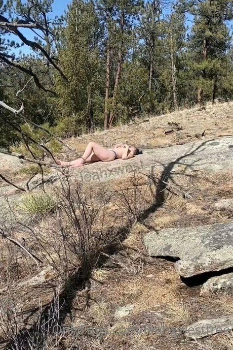 leahxwestfree pornstar naked pics