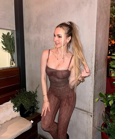 Fasffy Mega Dump model hot images